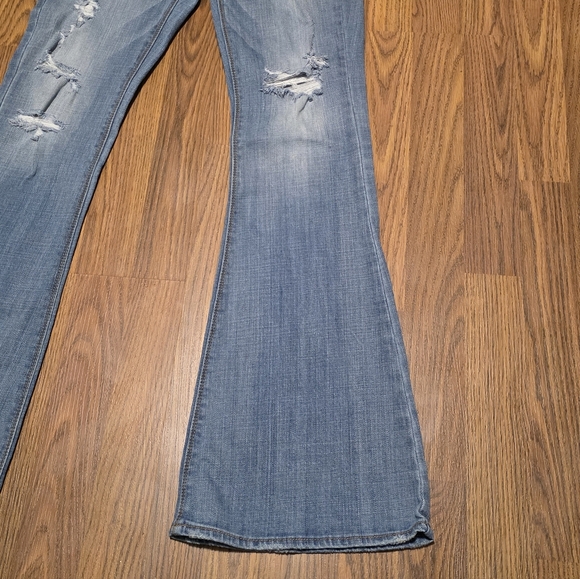 American Eagle Hi Rise Artist Jeans 6R Distressed Flare Stretch Blue Denim E70 - Picture 3 of 11